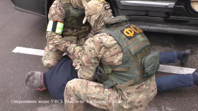 Благовещенский бизнесмен пытался дать взятку в миллион рублей сотруднику ФСБ - gtrkamur.ru