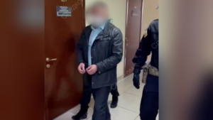 Полицейских-взяточников, которые закрыли глаза на работу игорного заведения, задержали в Благовещенске - gtrkamur.ru