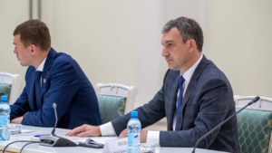 Глава региона Василий Орлов принял участие в совещании по вопросам нацбезопасности в ДФО - gtrkamur.ru