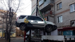 Благовещенцу придётся выбирать между своим авто и коммунальными долгами - gtrkamur.ru