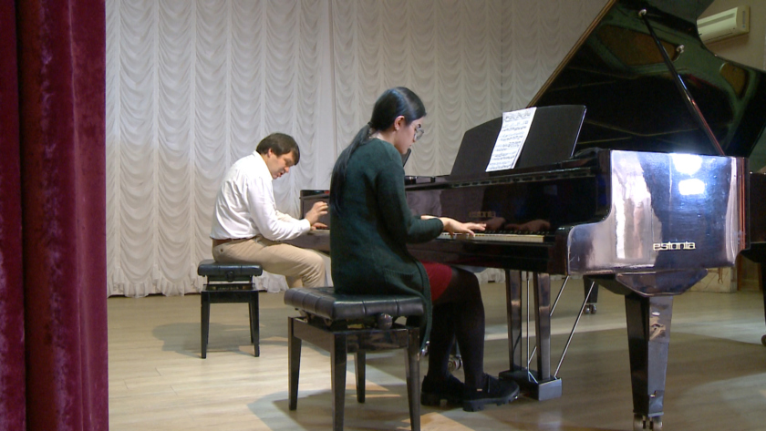 Преподаватели Гнесинки провели мастер-классы для амурских студентов - gtrkamur.ru