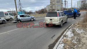 В аварии на транспортной развязке по Калинина пострадал младенец - gtrkamur.ru