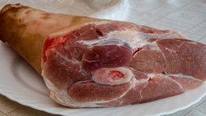 В Благовещенске уничтожат опасные мясопродукты из Белгородской области - gtrkamur.ru