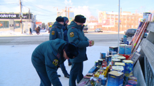 Рейды по точкам продажи пиротехники проходят в Благовещенске - gtrkamur.ru