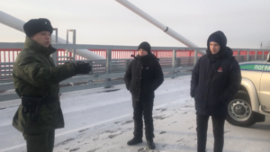 Пограничники исполнили мечту воспитанников Семиозерского детского дома - gtrkamur.ru