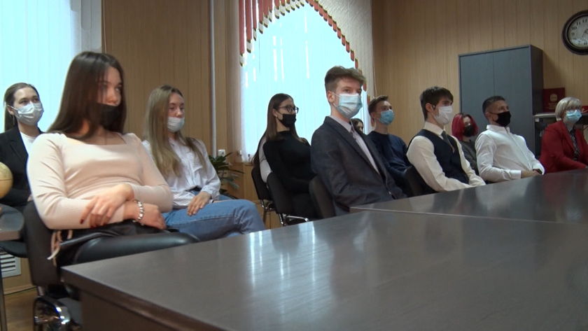 Школьники и студенты Приамурья присоединились к олимпиаде «Ближе к Дальнему» - gtrkamur.ru
