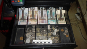 Амурчане могут снимать до 30 тысяч рублей в месяц наличными в кассах магазинов - gtrkamur.ru