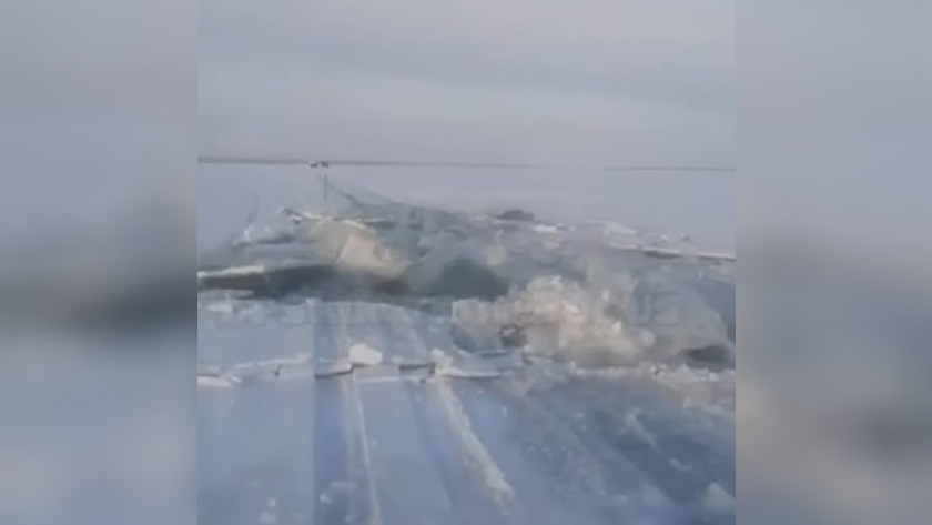 На Зейском водохранилище грузовик провалился под воду - gtrkamur.ru