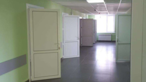 Василий Орлов: В марте начнётся приём пациентов в отремонтированной детской поликлинике в Зее - gtrkamur.ru