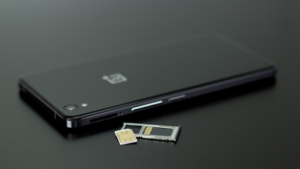 За передачу sim-карты и телефона осужденному будут судить бывшего сотрудника следственного изолятора - gtrkamur.ru