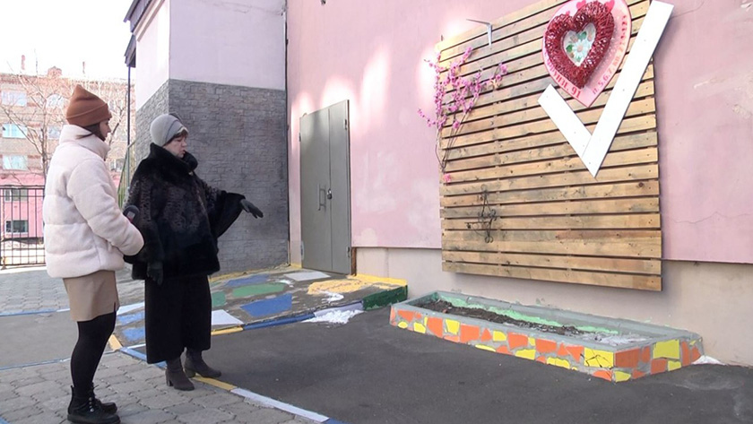 Курильский чай, шиповник и метровые фламинго: благовещенцы продолжают подавать заявки на участие в фестивале цветов - gtrkamur.ru