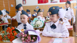 В Приамурье около 10 тысяч первоклашек в этом году сядут за парты - gtrkamur.ru