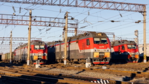 28 грузовых электровозов и тепловоз пополнили парк техники ЗабЖД с начала года - gtrkamur.ru