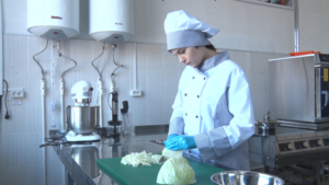 Две современные мастерские обустроили в Райчихинском индустриальном техникуме - gtrkamur.ru