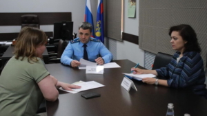 Личные приемы по вопросам защиты прав несовершеннолетних прошли в амурской прокуратуре - gtrkamur.ru