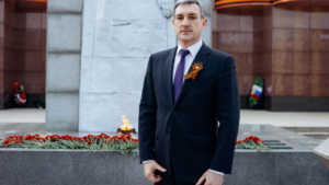 Василий Орлов поздравил амурчан с Днем Победы - gtrkamur.ru