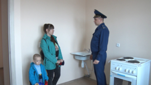 Однокомнатные квартиры в новостройке Благовещенска получили 12 сирот - gtrkamur.ru
