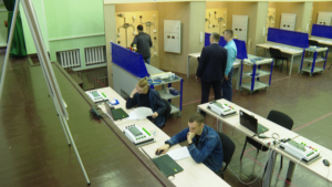 Начинающие электромонтажники продемонстрировали навыки потенциальным работодателям - gtrkamur.ru
