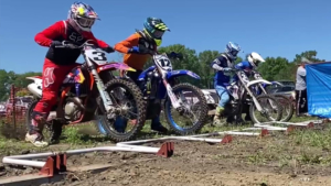 Пятилетний амурчанин принял участие в мотокроссе в Белогорске - gtrkamur.ru