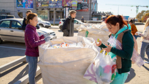 Стекло, бумага и крышечки: в Благовещенске пройдёт акция по раздельному сбору отходов - gtrkamur.ru