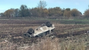 Два человека погибли при опрокидывании автомобиля возле села Волково - gtrkamur.ru