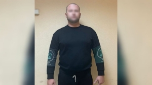 Амурские полицейские задержали продавца автозапчастей, обманувшего троих амурчан - gtrkamur.ru