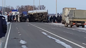 Один погибший, среди пострадавших — ребенок: жесткое ДТП на трассе в Приамурье - gtrkamur.ru