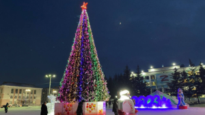 Снежный городок в Белогорске простоит до Масленицы - gtrkamur.ru
