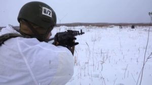 Опыт современных военных конфликтов внедряется в тренировки курсантов ДВОКУ - gtrkamur.ru