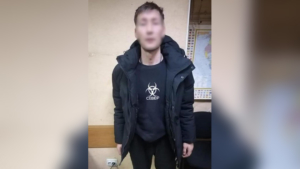 В Благовещенске двое мужчин пытались угнать автомобиль таксиста - gtrkamur.ru