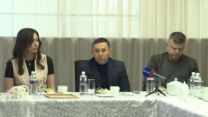 Мэр Благовещенска ответил на вопросы о комплексной застройке и снежном городке - gtrkamur.ru