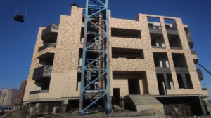В доме для обманутых дольщиков в Приамурье ведут кладку четвертого этажа - gtrkamur.ru
