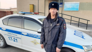 Полицейский из Тамбовки спас от огня жилье и имущество соседа - gtrkamur.ru