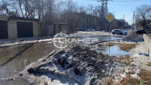 Участок благовещенской дороги ушел под воду из-за аварии на сетях - gtrkamur.ru