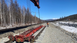 Первые рельсы вторых путей уложили на линии Тында-Хани - gtrkamur.ru