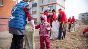 Еще несколько территорий в Благовещенске очистили от мусора в рамках акции «Город Берегу» - gtrkamur.ru