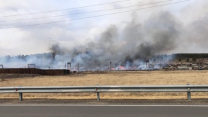 Восемь домов пострадали из-за крупного пожара в Забайкалье - gtrkamur.ru