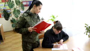 Поддержку семьям участников спецоперации оказывают в частях ВВО - gtrkamur.ru