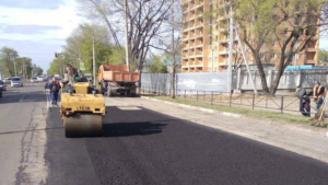 В Благовещенске продолжают ремонтировать городские улицы - gtrkamur.ru