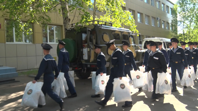В Приамурье для добровольцев СВО собрали 400 пакетов с вещами - gtrkamur.ru