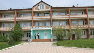Суд взыскал с «Белых гор» больше полумиллиона рублей компенсации в пользу отравившихся детей - gtrkamur.ru