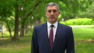 Василий Орлов поздравил амурских медиков с профессиональным праздником - gtrkamur.ru