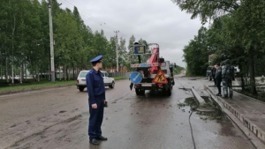 Три столба сбил автомобиль в Тынде - gtrkamur.ru
