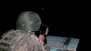 Ночные стрельбы провели в Приамурье для добровольцев и военнослужащих - gtrkamur.ru