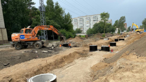 Два километра ливневок уложат на участке Горького возле зейского моста - gtrkamur.ru
