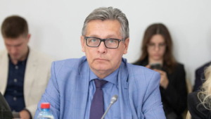 О регулировании деятельности блогеров поговорили в Общественной палате России - gtrkamur.ru