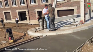 За нелегальную прописку иностранцев директора стройфирмы и его мать привлекли к ответственности - gtrkamur.ru