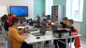 В благовещенском «IT-кубе» проводят мастер-классы для школьников - gtrkamur.ru