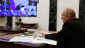 Пилотный проект по поддержке семей с детьми запустят осенью в России - gtrkamur.ru