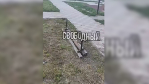 Юные свободненские вандалы разгромили детскую площадку - gtrkamur.ru